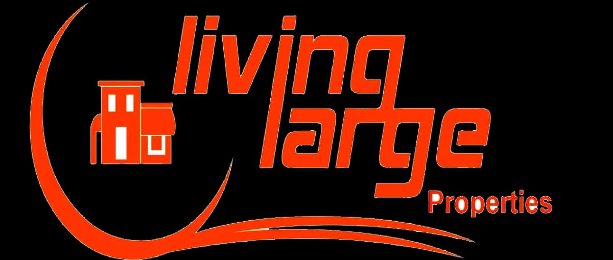 Living Large Properties in Flora Park