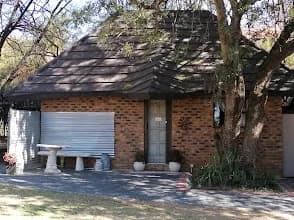 Die Plaashuis: Selfsorg akkommodasie in Garsfontein Pretoria in Garsfontein