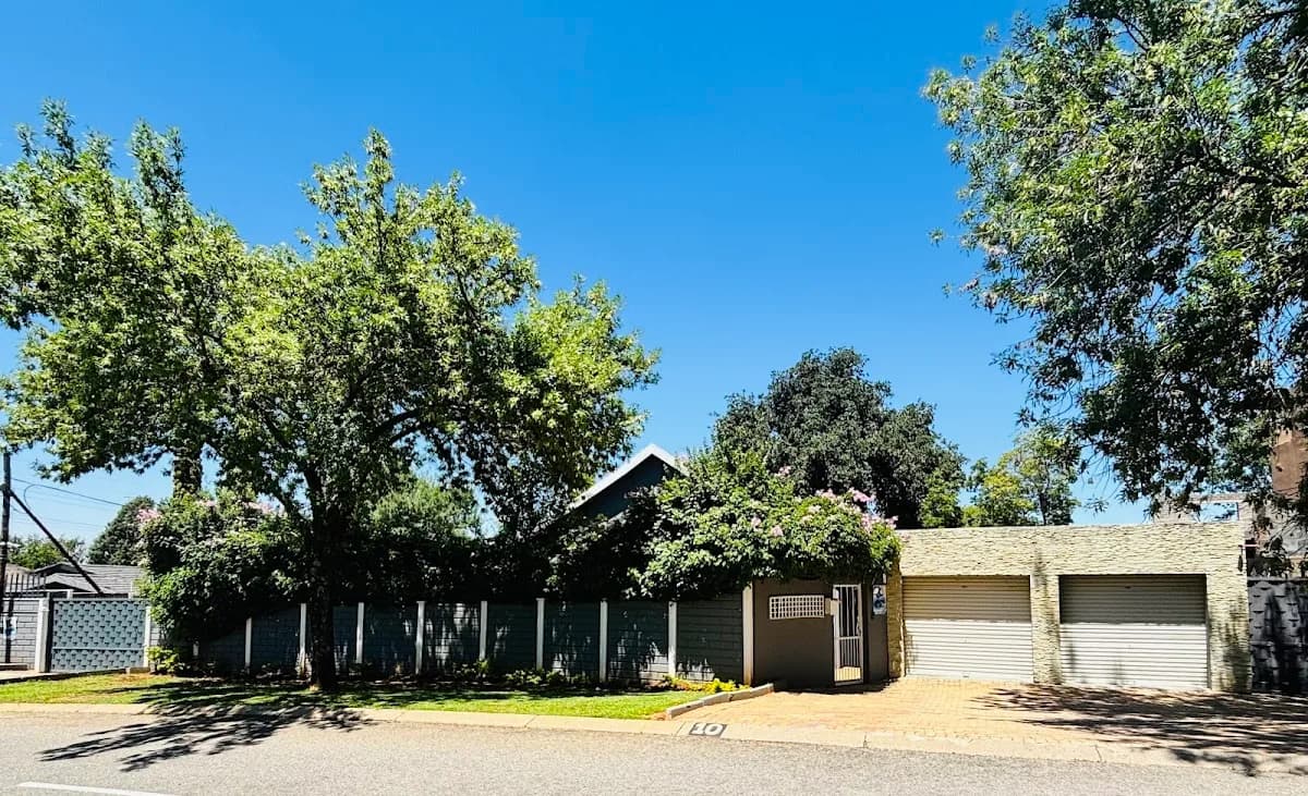 Rolem Guest House in Randburg