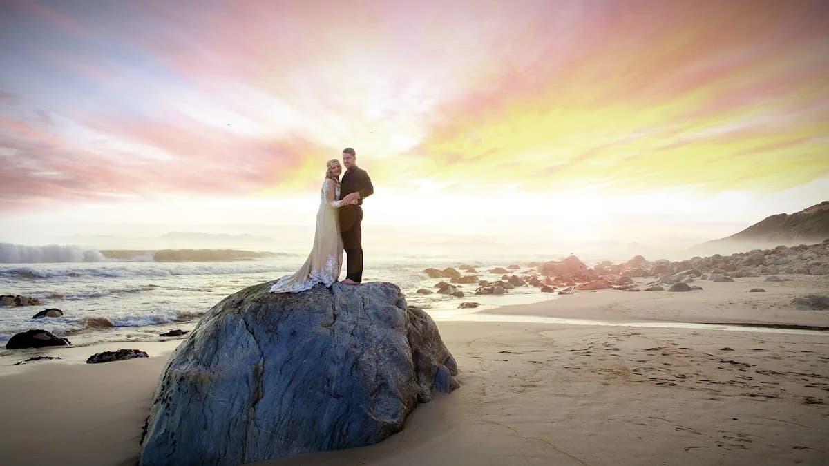 25 Weddings in Strand