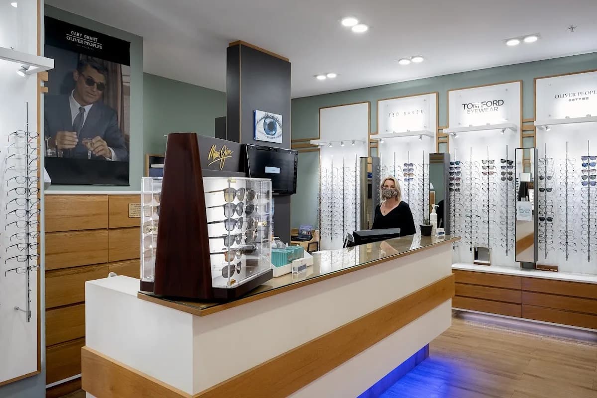 Tonkil Optometrists Sea Point in Clifton