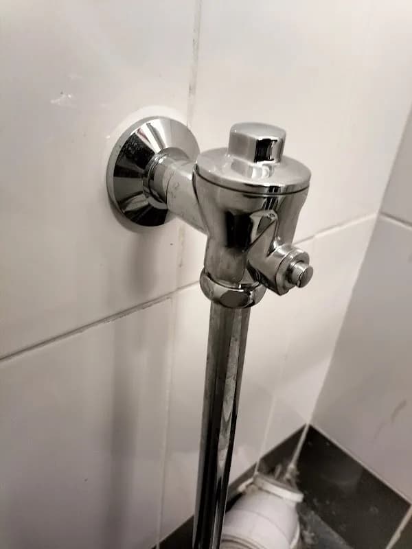 Mn plumbing and construction in Parow