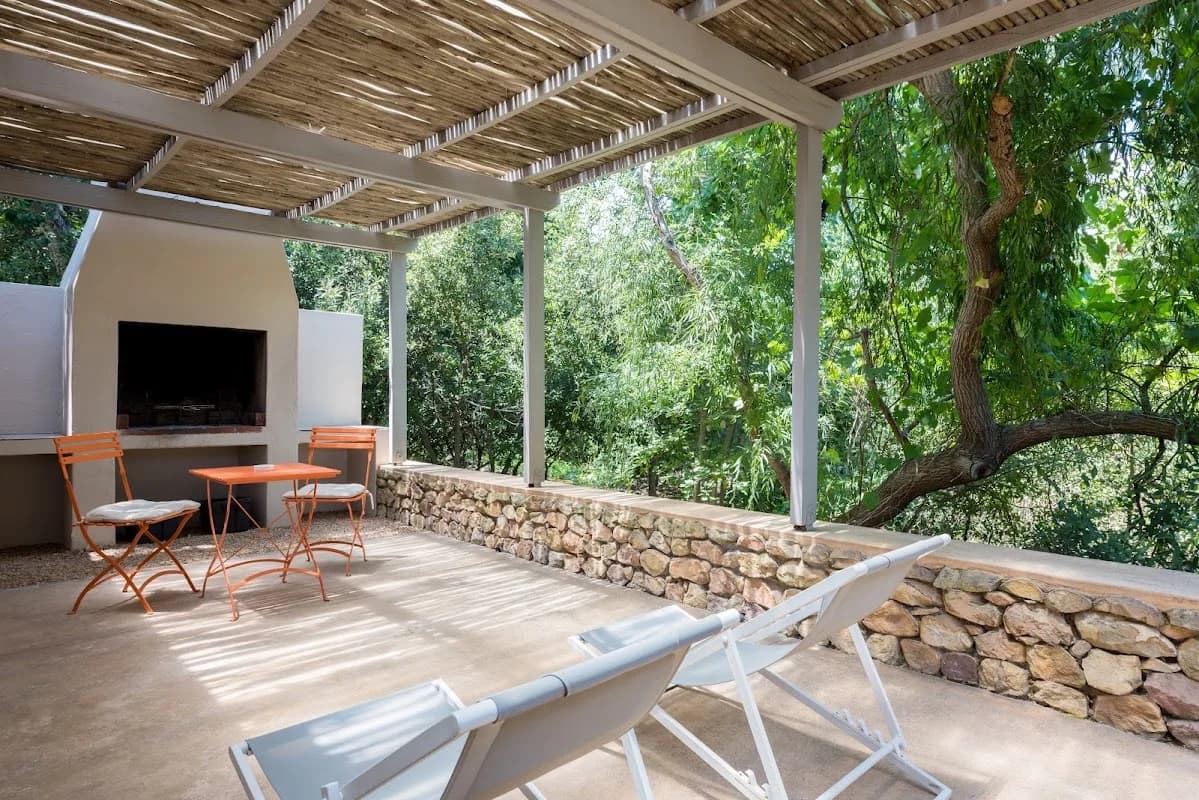 La Chataigne Wines & Guest Cottages in La Motte