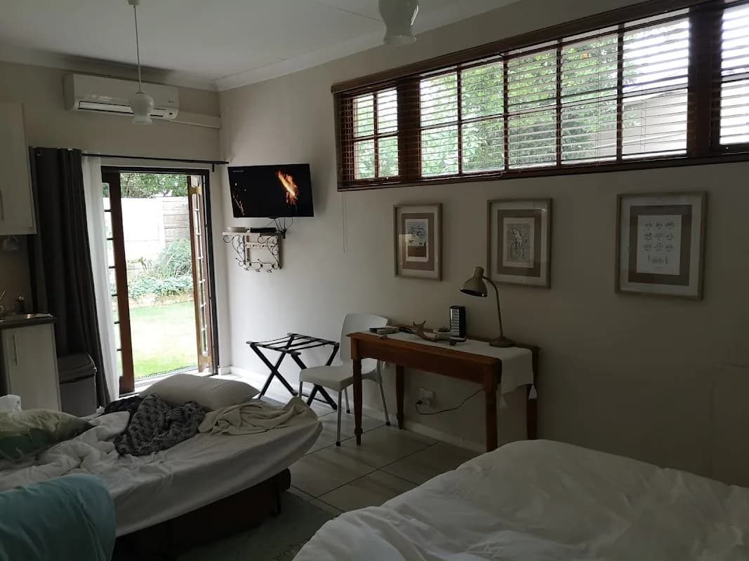 MacLeod Guest Rooms in Westdene