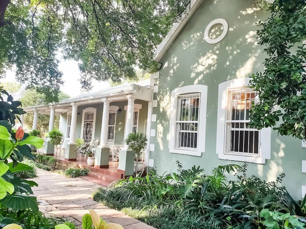 Bauhenia Guesthouse in Baillie Park