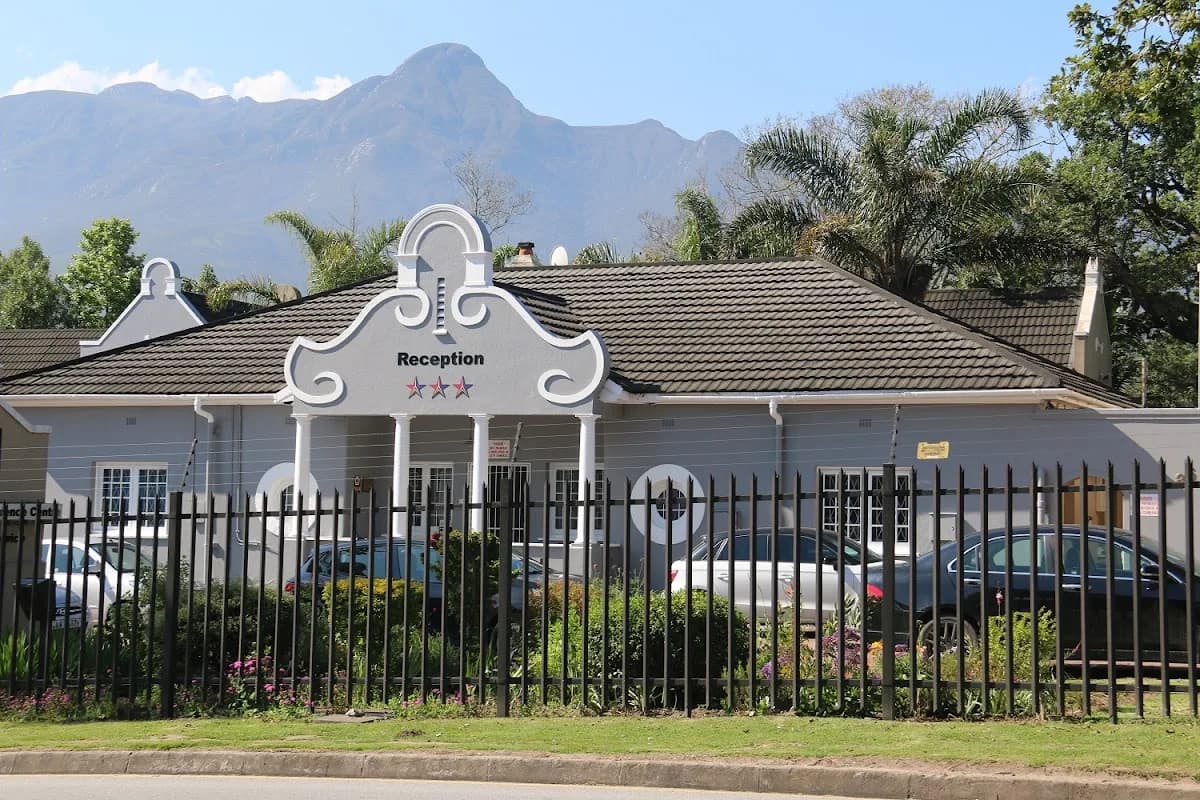 George Lodge International Guesthouse in George CBD