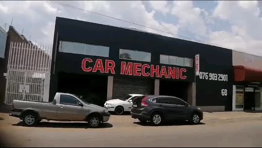 Car Mechanic in Krugersdorp CBD