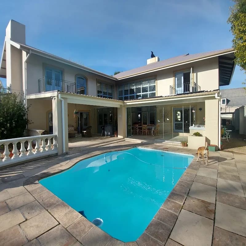 Rustic Manor Guest House and Retreat in Tokai
