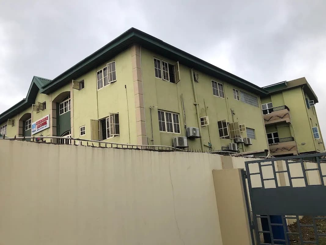 Solid Rock Hospital. Ojodu in Isheri