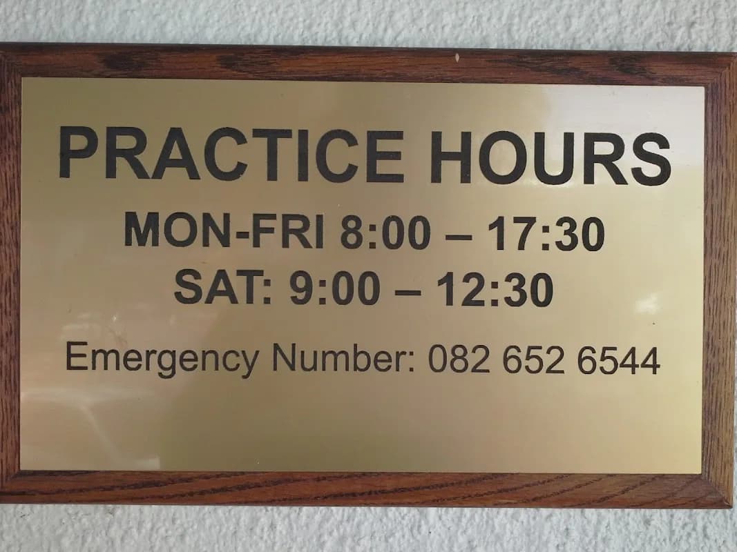 Charl Laäs Optometrists in Durbanville