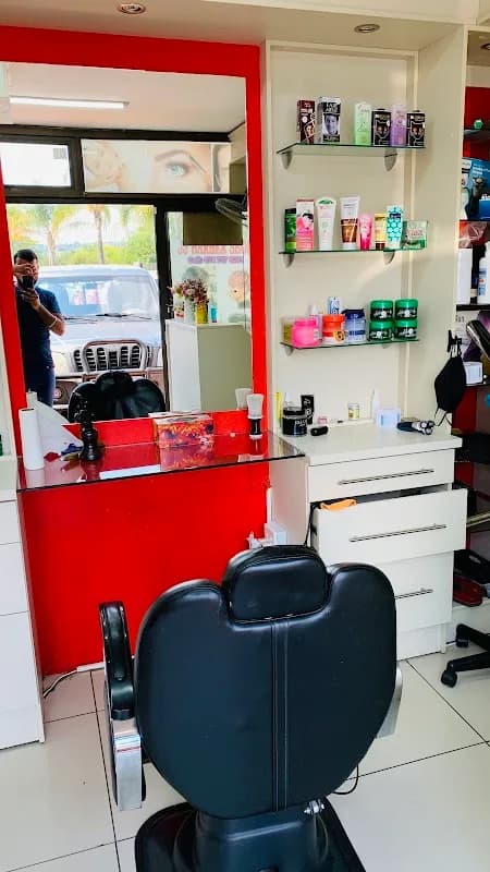 JJ Barber Shop in Faerie Glen