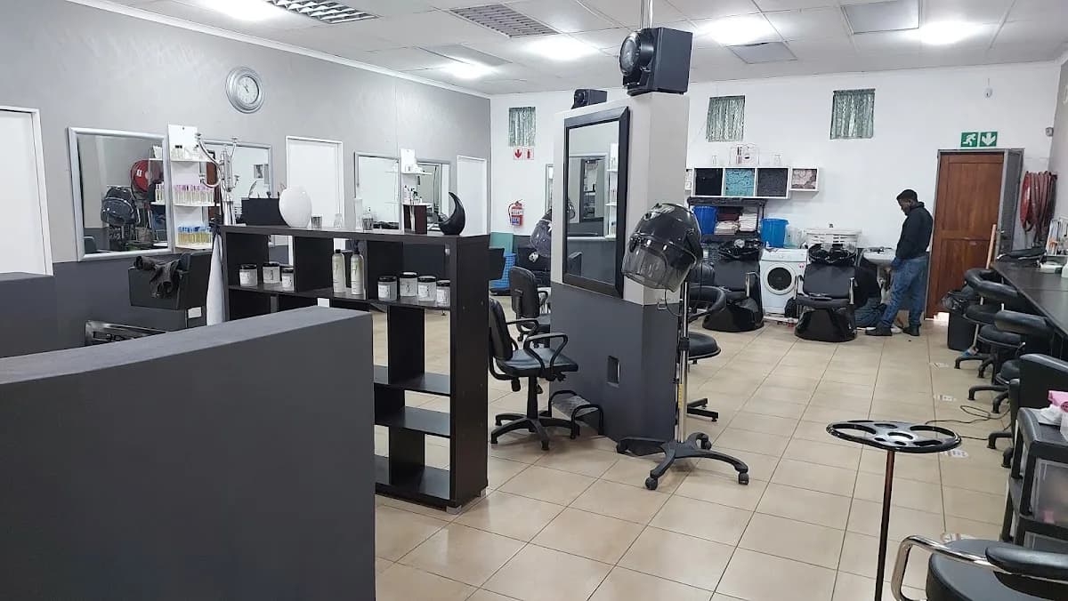 hair&beauty@320 in Roodepoort