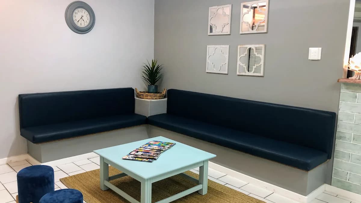 Dr T Roux - HealthCare Pro in Willows