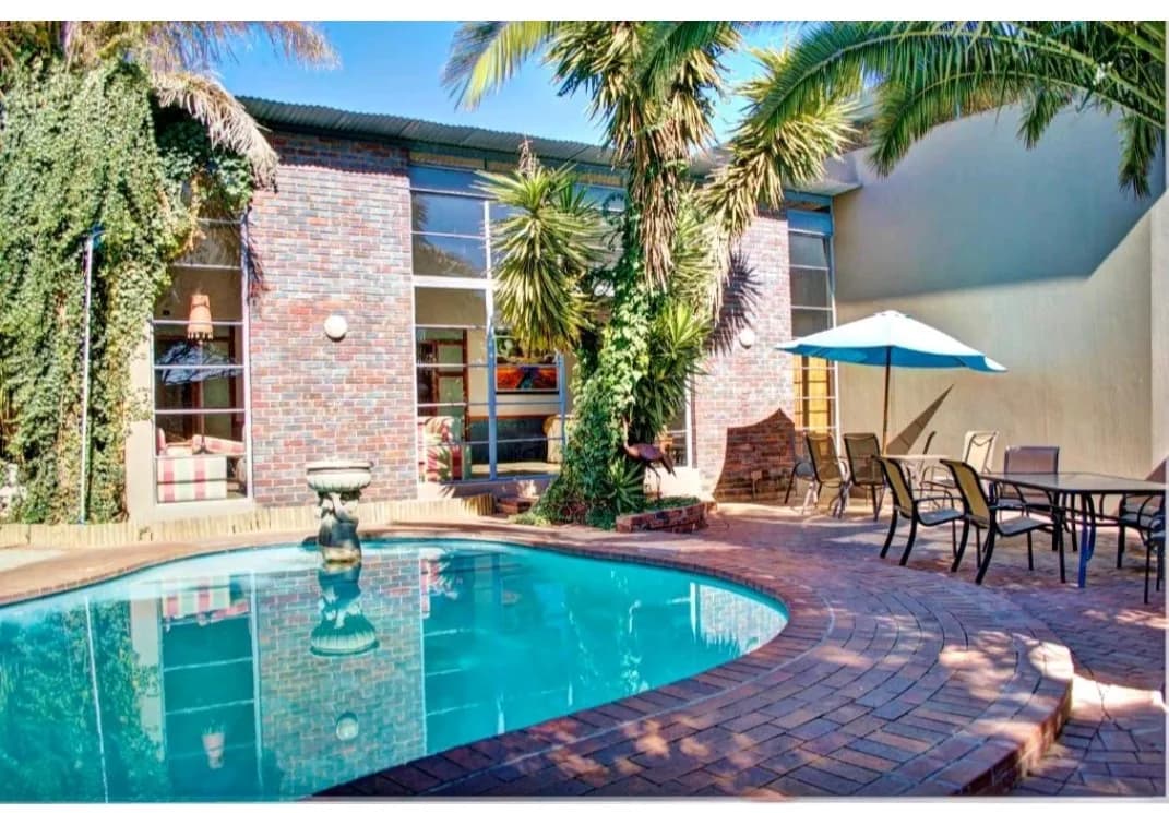 African Moon Corporate Guest House in Birch Acres