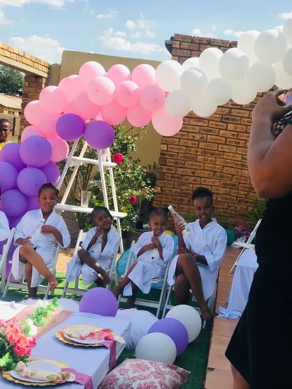 Therapeutic Solutions Mobile Spa in Dobsonville