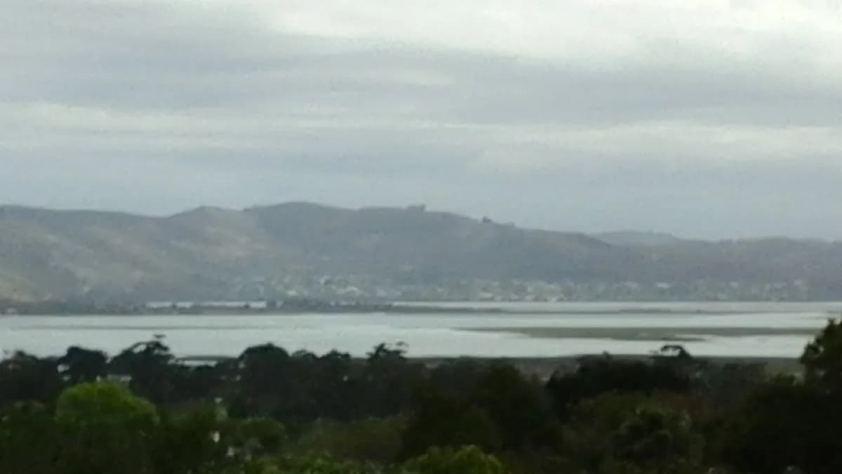 2Heads Advertising & Design in Knysna CBD
