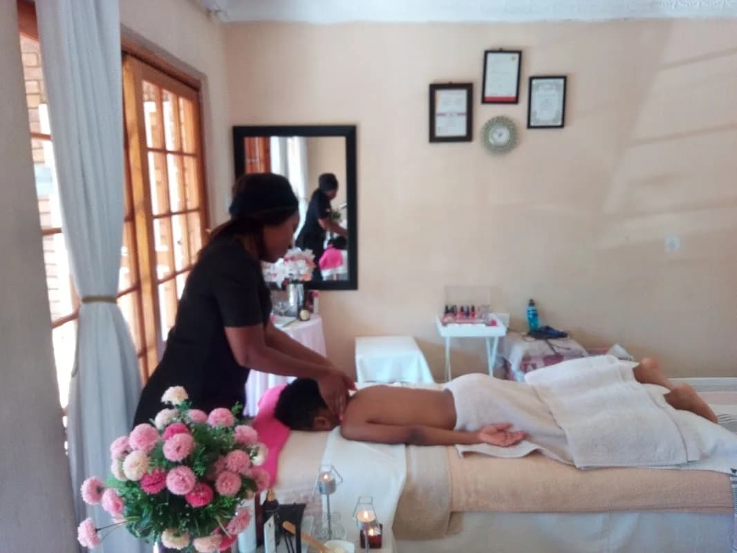 Thabie Mobile Spa in Esther Park