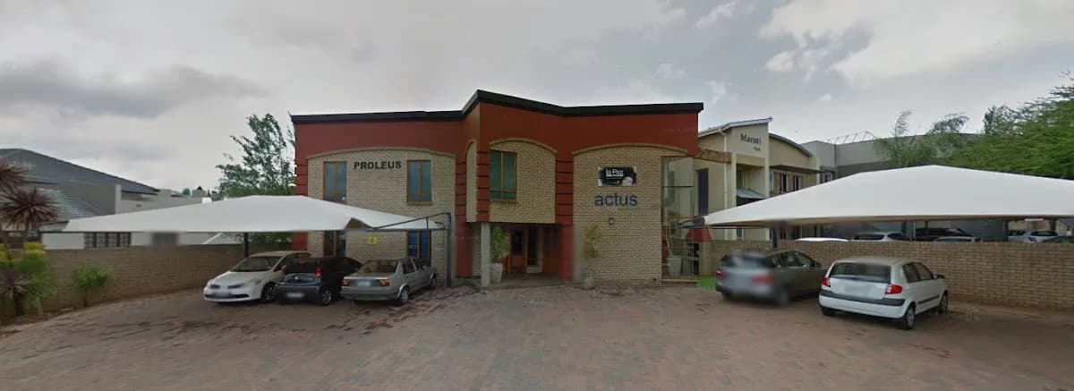 ACTUS BROKERS in Bendor