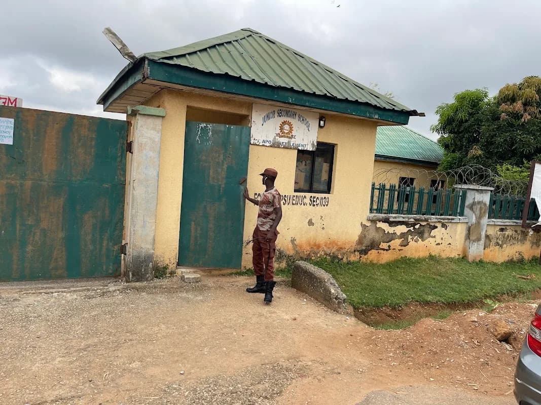 Apo Junior Secondary School in Apo