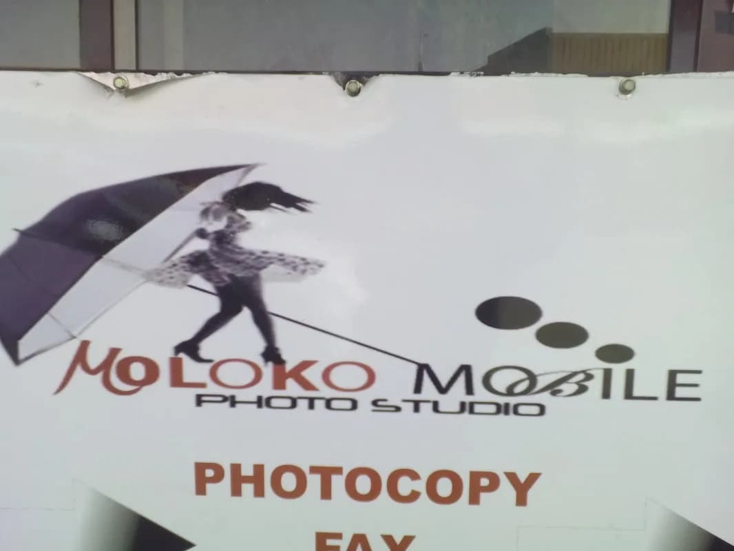 Moloko Mobile Photo Studio in Brits Central