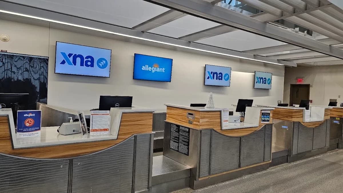 Allegiant in XNA Airport / Logistics