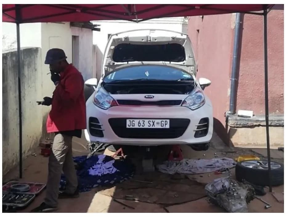 Banzi's Motor Clinic in Attridgeville