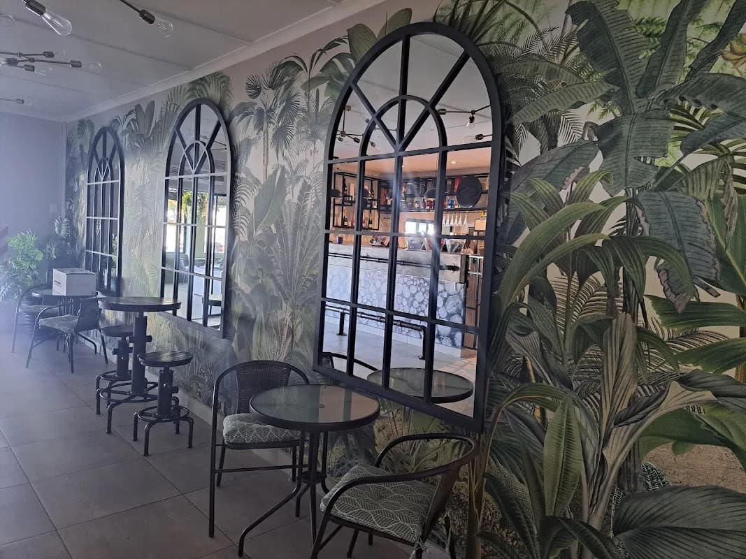 CLASSICAL LINES PICTURE FRAMERS & INTERIOR DECORATORS in Galeshewe