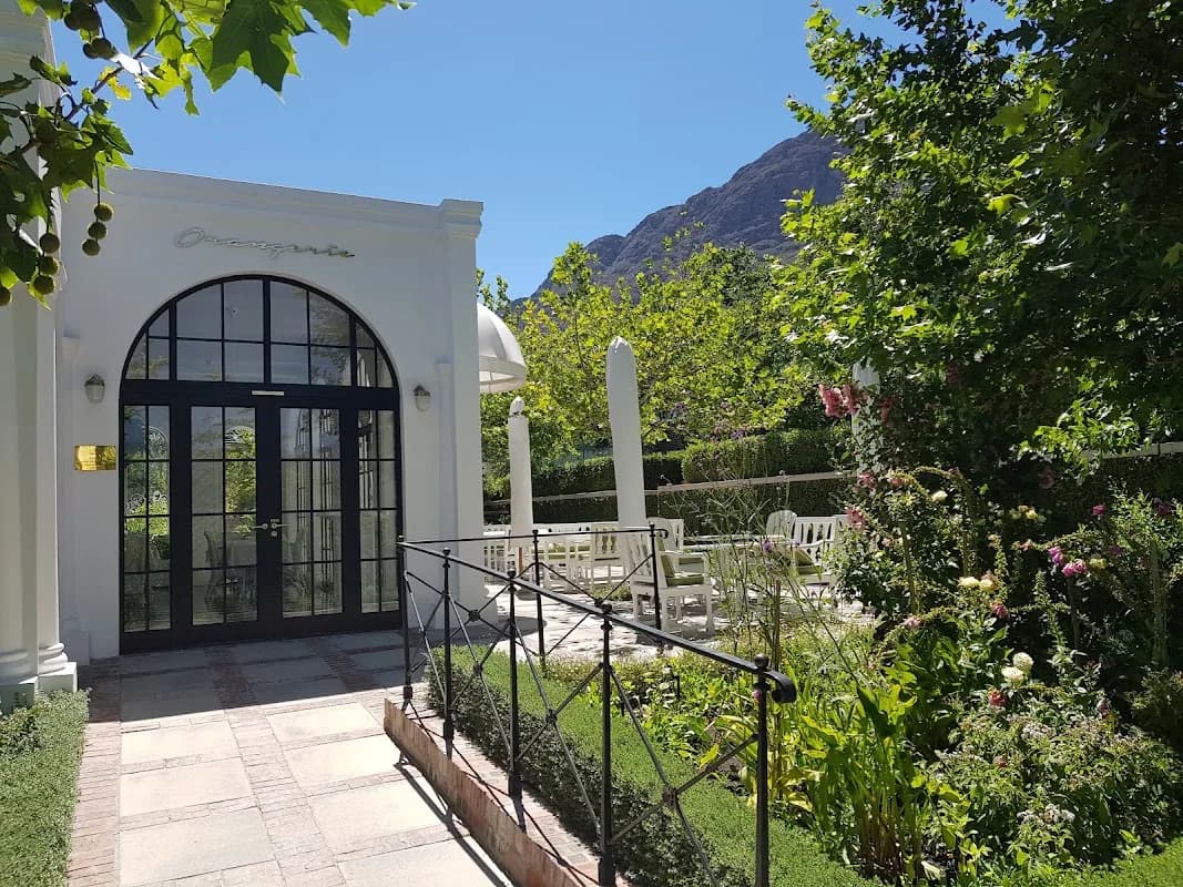 Le Lude Estate and Orangerie Restaurant in La Motte