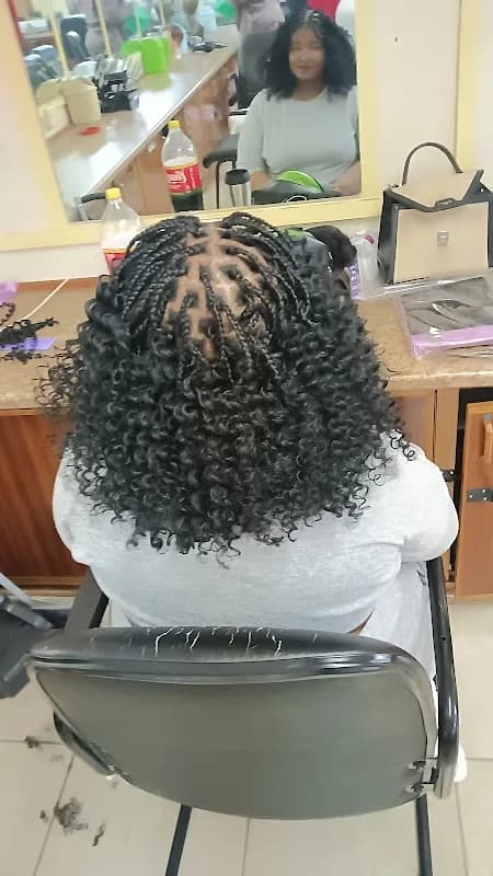 Zukies hair studio in Galeshewe