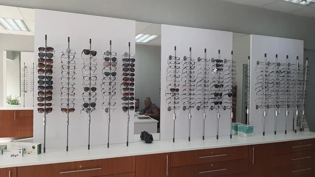 OSMANS OPTICAL BIRCHLEIGH NORTH in Kempton Park