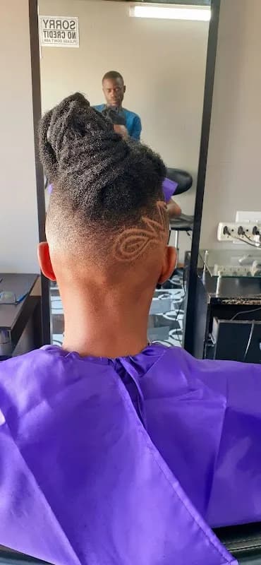 Ben's hair salons and Barber in Pimville