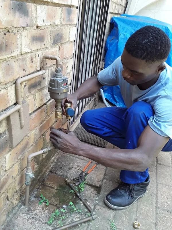 Vonga j plumbing and projects in Soweto