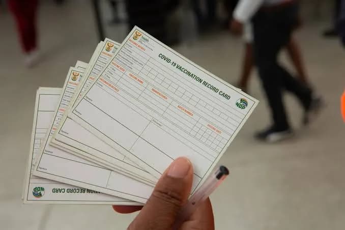 Vaccination certificate centre in Melville