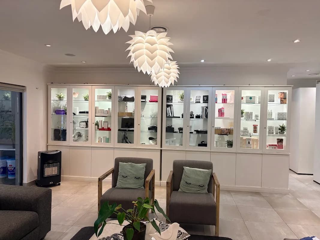 Lash & Brow Bar in Bryanston