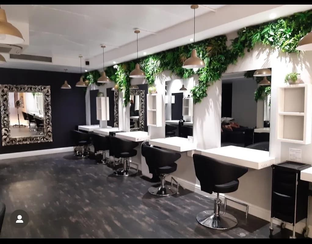 Howe Hair @ Furr Salon in Gardens