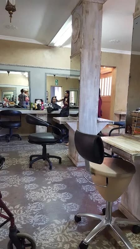 Deo Volente Salon & Day Spa in Bendor