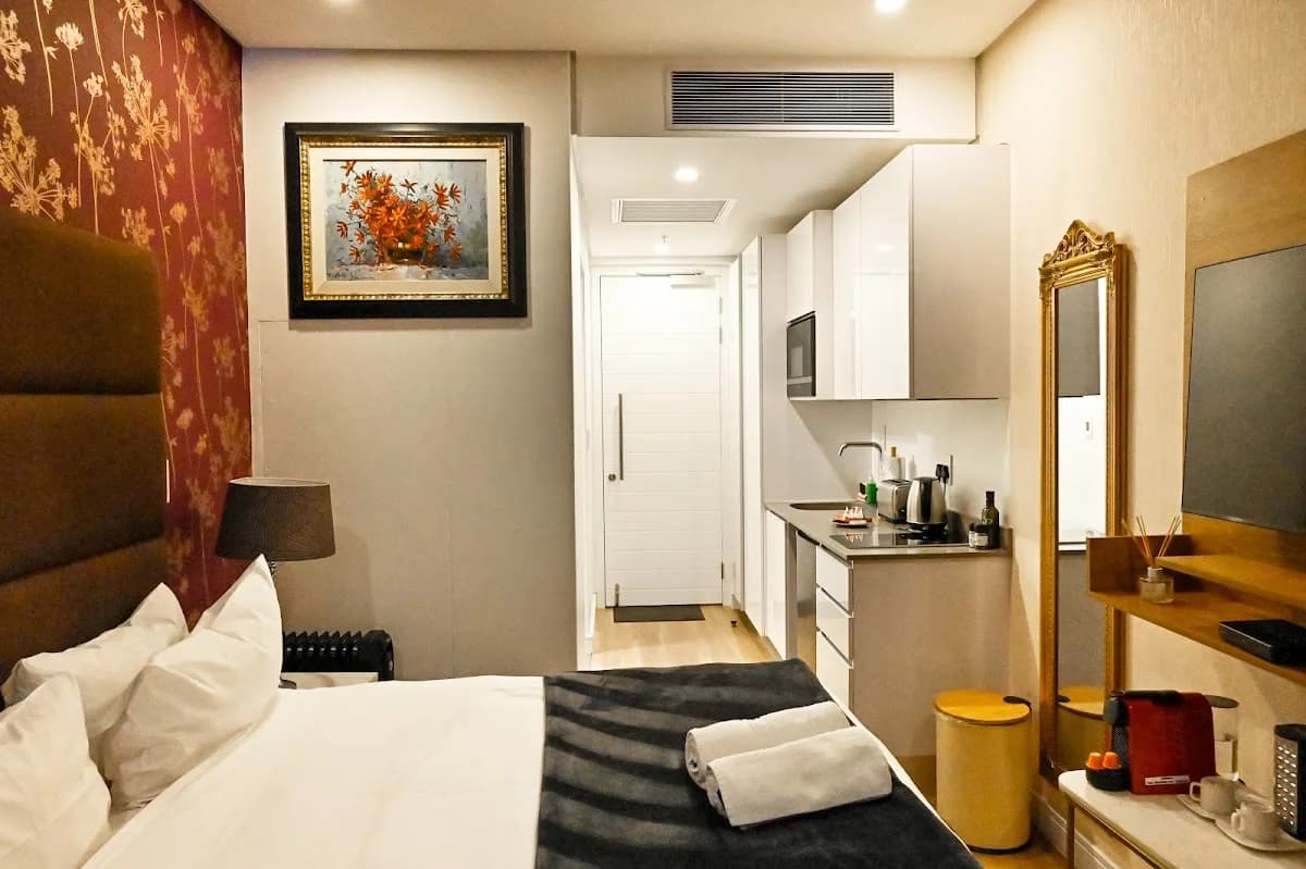 ML Hospitality in Illovo