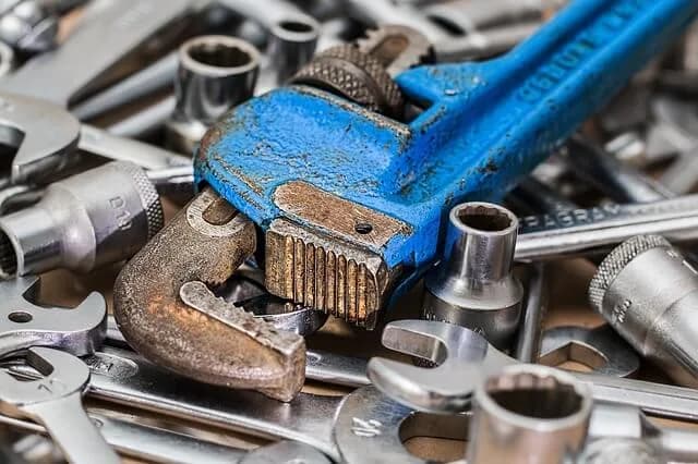 Leaky Plumbing and Maintenance (Pty)ltd in Pimville