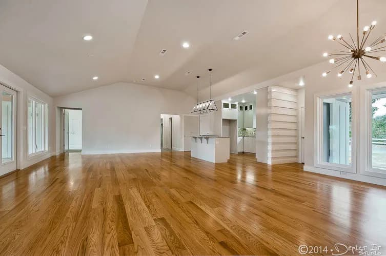 John Sells NWA Real Estate in Fayetteville / U of Arkansas