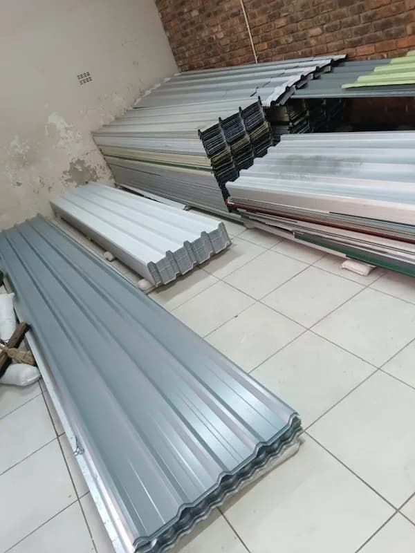 Mhofu roofing sheets in Germiston CBD