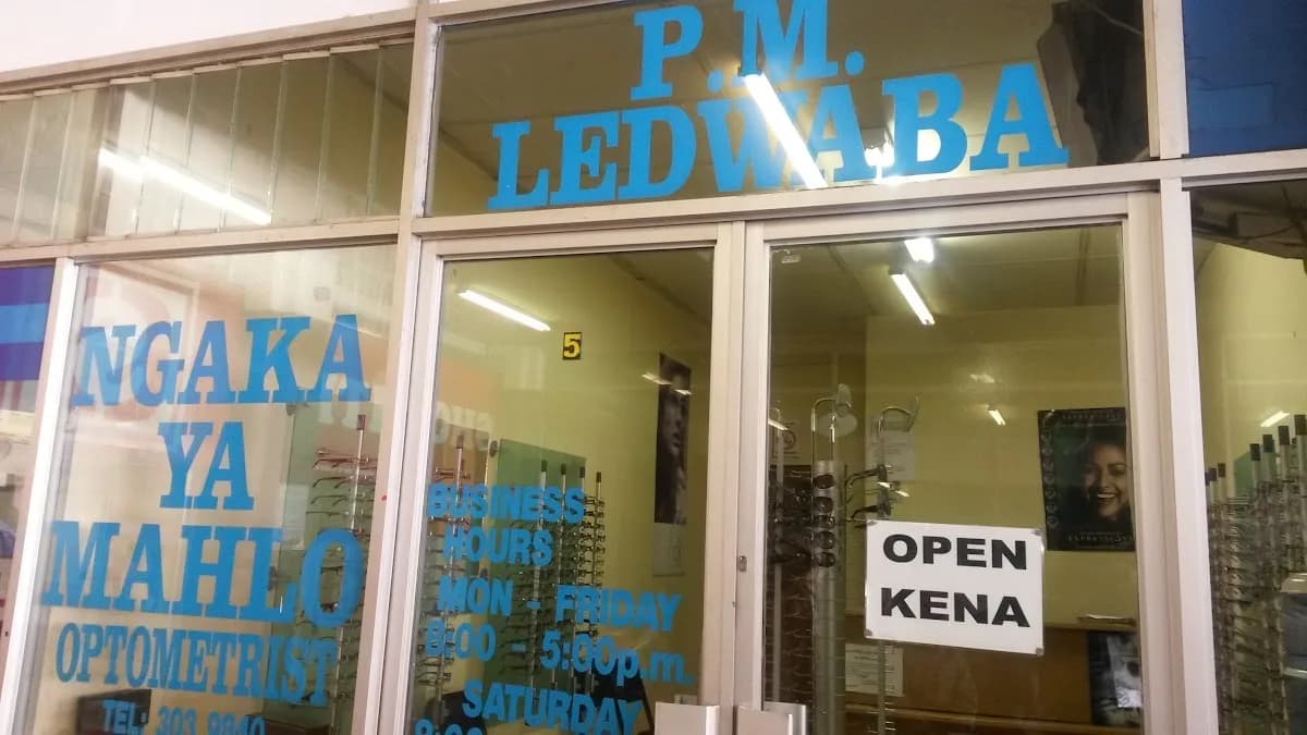 Rakololo Optometrist in Bethlehem CBD
