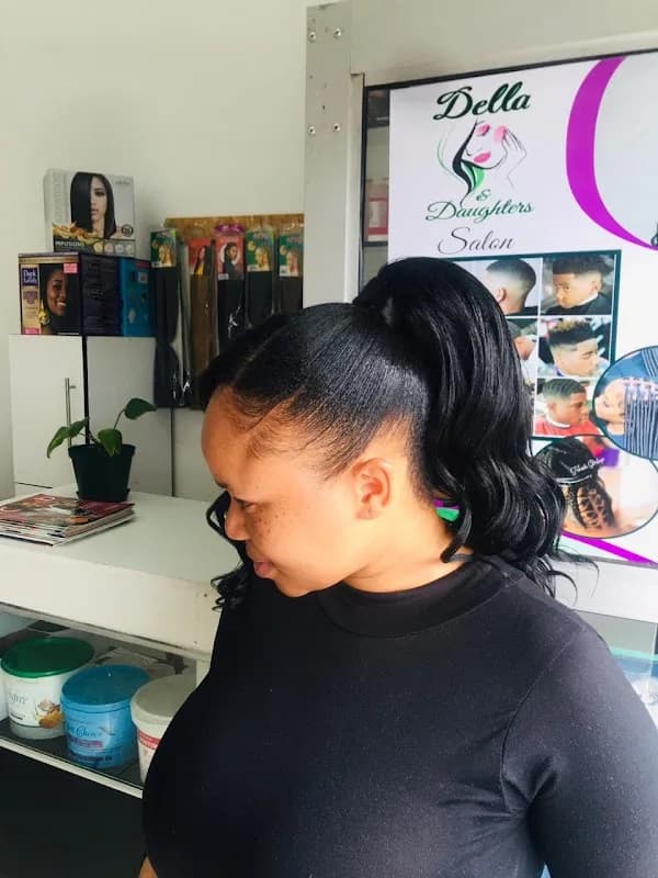 Della and Daughters salon in Empangeni