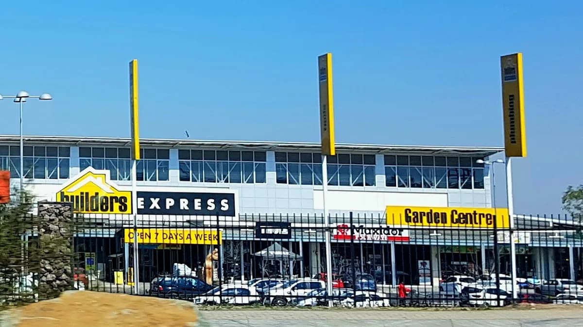 Builders Express Cedar Square in Fourways