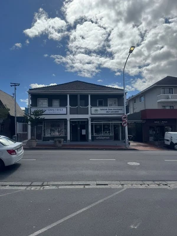 Nakha Thai Massage & Spa in Kenilworth