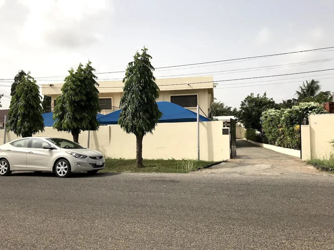 Kuenyehia & Nutsukpui in Cantonments
