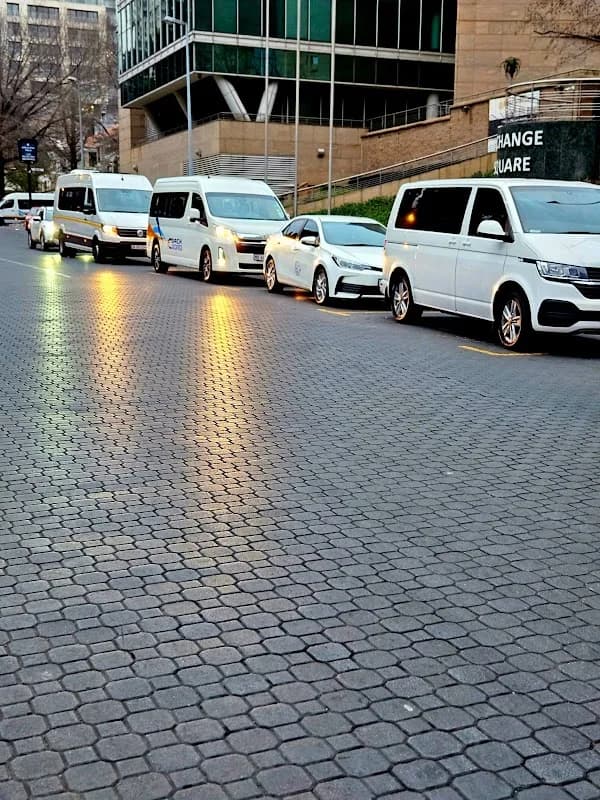 Shuttle Services - Siyasizana in Centurion