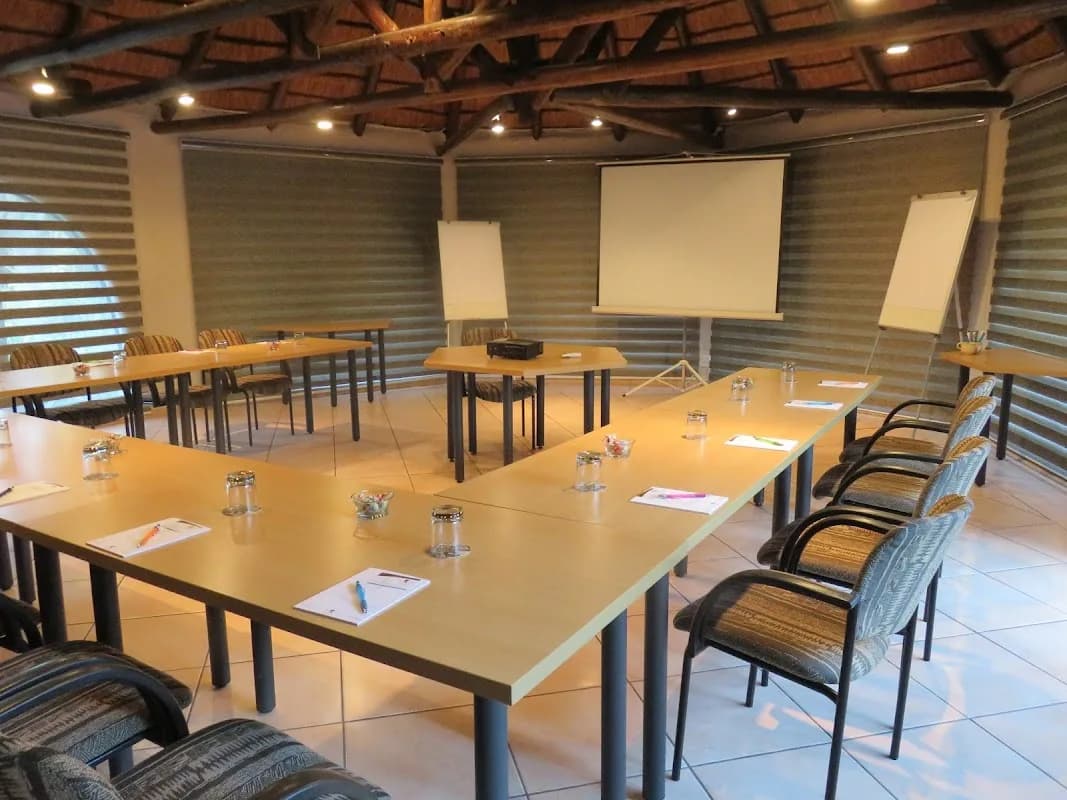 Tladi Lodge Conference Venue in Strathavon