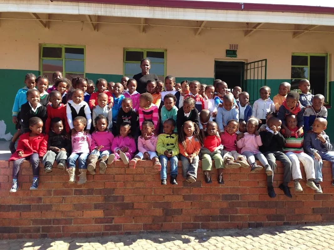 Thulasizwe School in Orlando