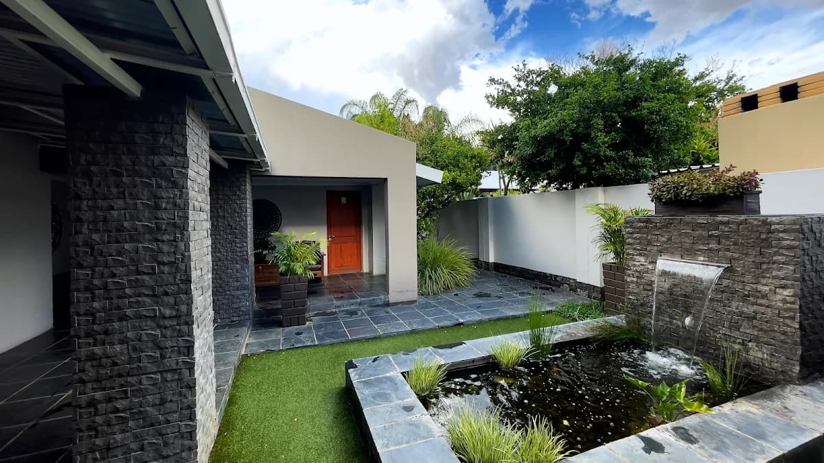 Border Close Guest House in Industrial Area
