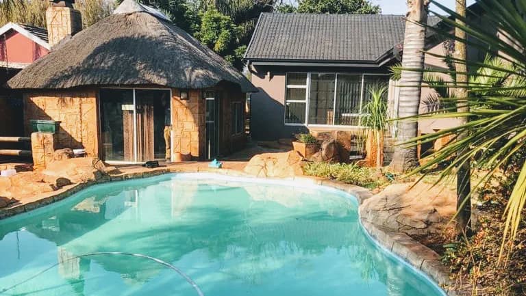 Africaren budget stay in Kempton Park